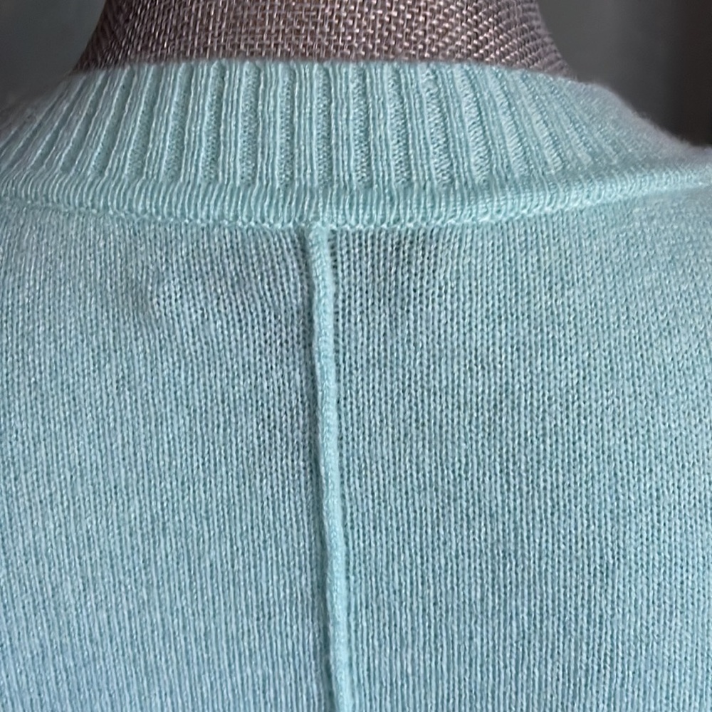 AQUA Cashmere sweater - Picture 6 of 7